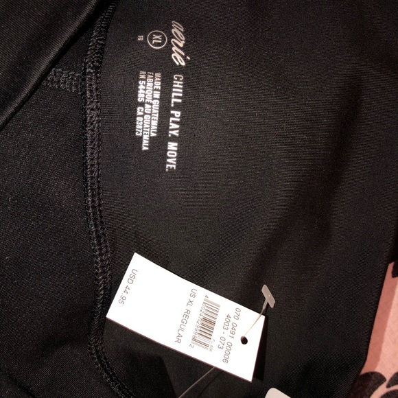 Aerie High Waisted 7/8 Legging - Picture 3 of 3